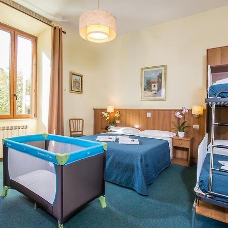 Hotel Trastevere ローマ エクステリア 写真