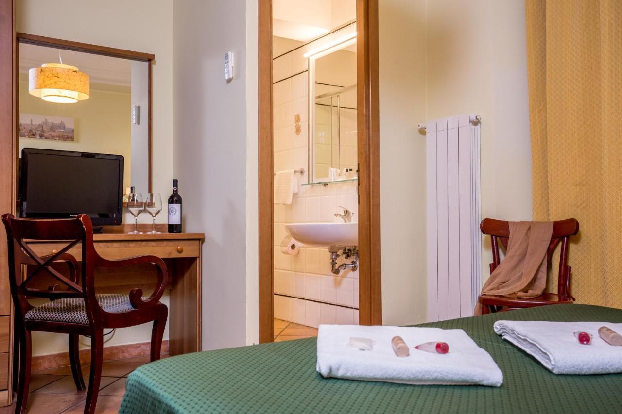 Hotel Trastevere ローマ エクステリア 写真